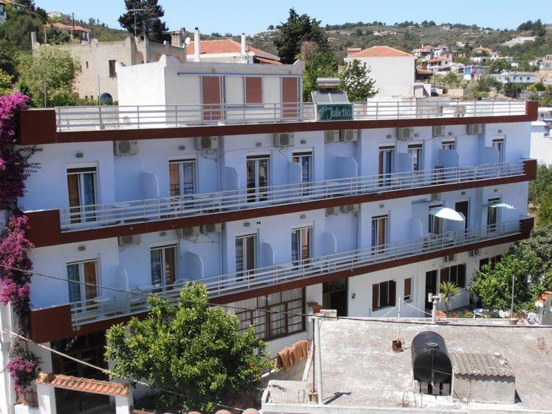 Julieta'S House Hotel Patitiri  Bagian luar foto