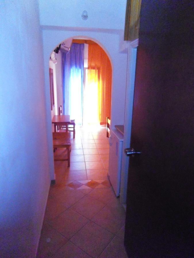Julieta'S House Hotel Patitiri  Bagian luar foto