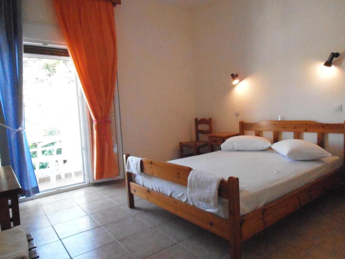 Julieta'S House Hotel Patitiri  Bagian luar foto