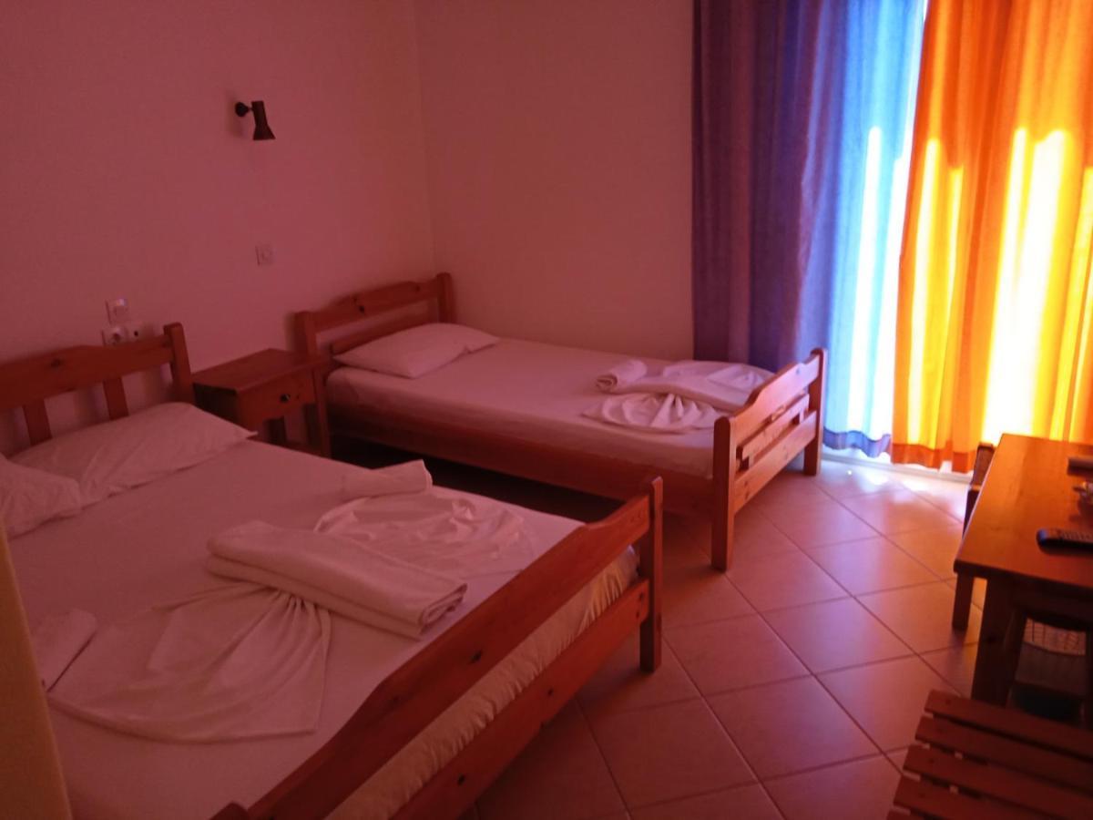 Julieta'S House Hotel Patitiri  Bagian luar foto