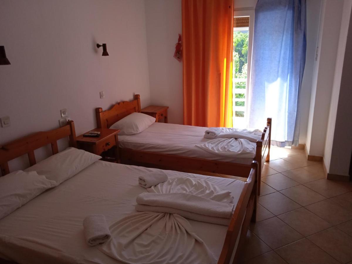 Julieta'S House Hotel Patitiri  Bagian luar foto